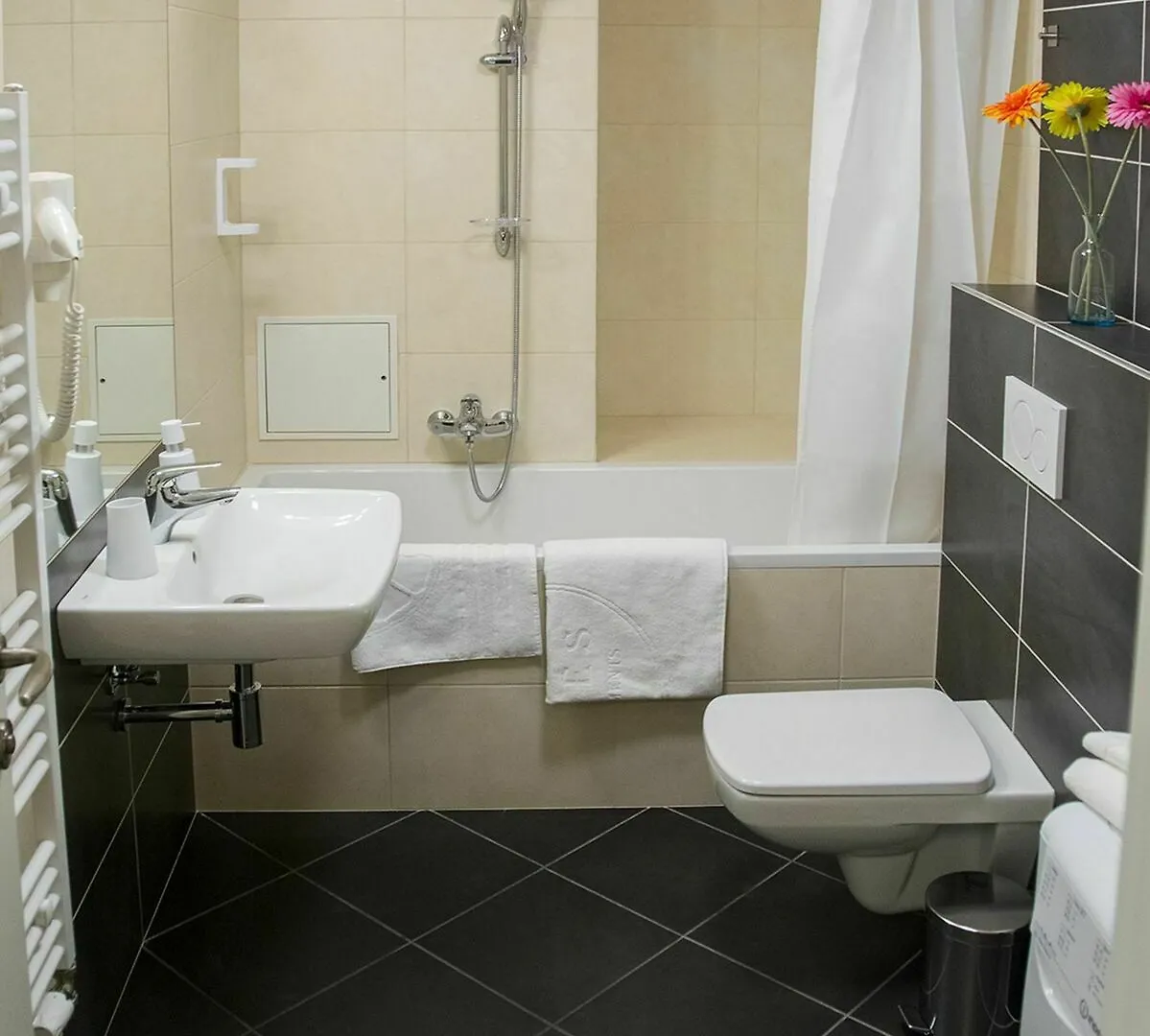 Limes Apartments Prague 4*,